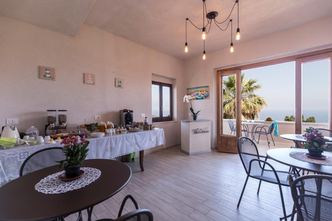 B&B villa orchidea Ricadi Exteriör bild